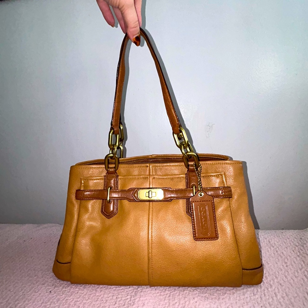 Coach Shoulder Bag
